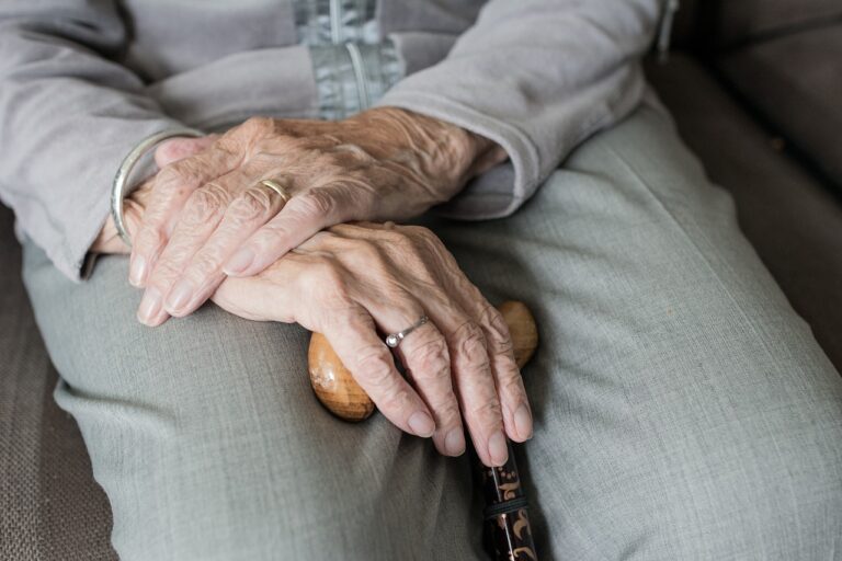 Gezond ouder worden: Simpele gewoontes om fit te blijven na je vijftigste